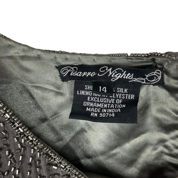 PISARRO NIGHTS BEADED SILK COLD SHOULDER GRAY SILVER COCKTAIL PARTY DRESS - Picture 13 of 14